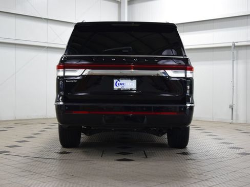 Used 2024 Lincoln Navigator L 4WD image 7