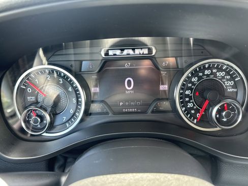 Certified 2020 RAM 1500 Laramie image 19