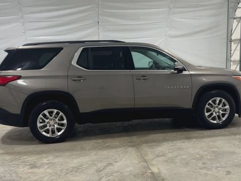 Used 2019 Chevrolet Traverse LT FWD image 5