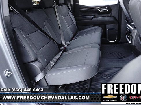 Used 2024 Chevrolet Silverado 1500 LT Trail Boss w/ LPO, Dark Essentials Package image 11