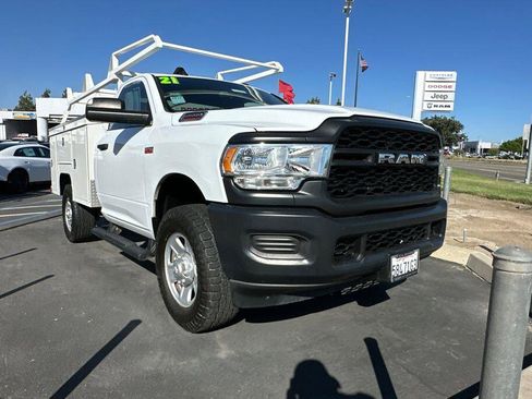 Used 2021 RAM 2500 Tradesman AWD/4WD image 2