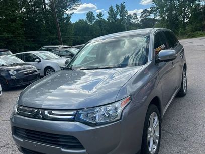 Used 2014 Mitsubishi Outlander SE