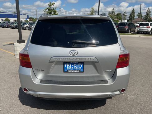 Used 2010 Toyota Highlander Limited AWD/4WD image 6