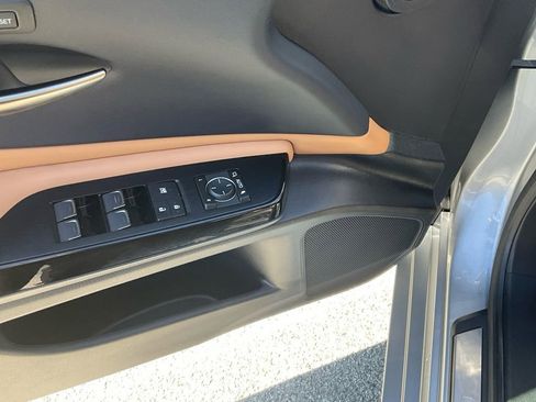 Used 2022 Lexus ES 350 w/ Premium Package image 13