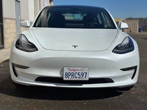 Used 2020 Tesla Model 3 Long Range AWD/4WD image 8