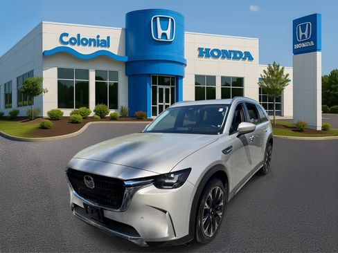 Used 2024 MAZDA CX-90 Plug-In Hybrid w/ Premium Pkg AWD/4WD image 2