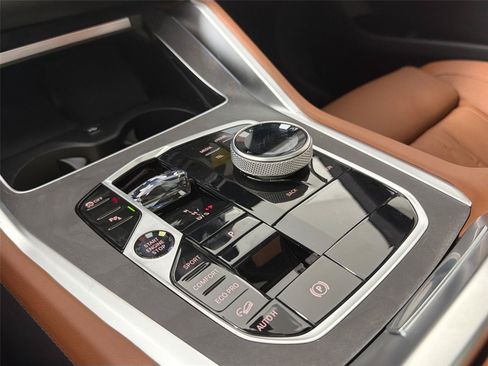 New 2027 BMW X6 M60i AWD/4WD image 16