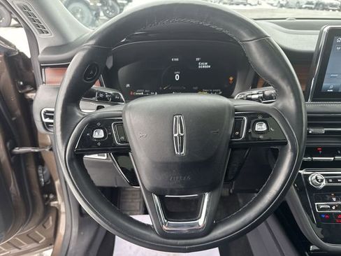 Used 2022 Lincoln Corsair Reserve w/ Sport Package image 13