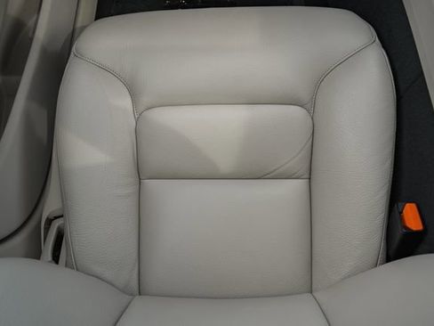 Certified 2025 Volvo S60 B5 Plus image 29