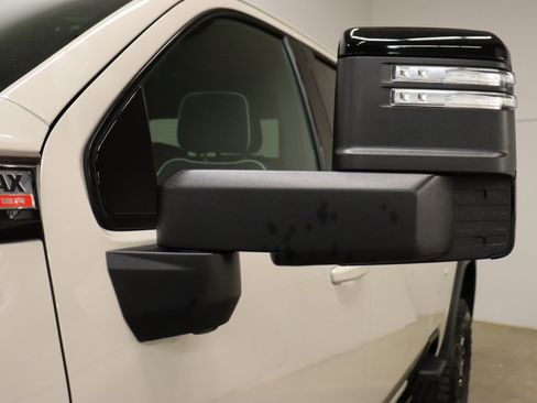 Used 2026 GMC Sierra 2500 AT4X AWD/4WD image 26