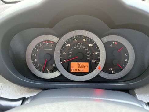 Used 2010 Toyota RAV4 Limited AWD/4WD image 43