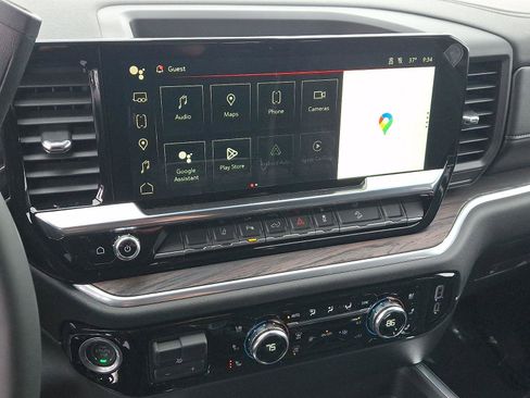 New 2026 GMC Sierra 2500 SLT w/ SLT Premium Package image 9