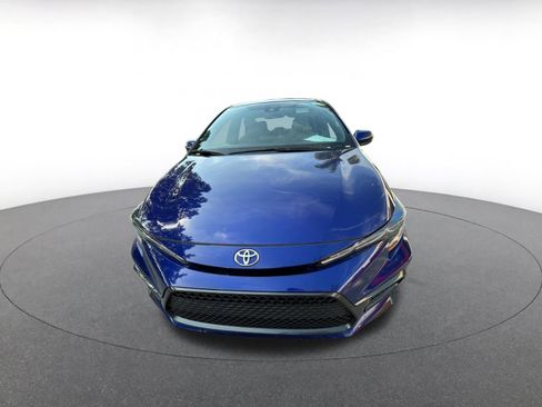 Used 2022 Toyota Corolla SE image 2