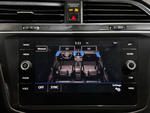 Used 2019 Volkswagen Tiguan SE FWD image 37