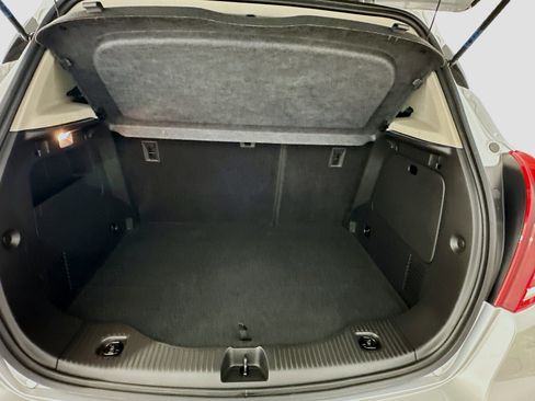 Used 2021 Buick Encore Preferred w/ Safety Package image 30