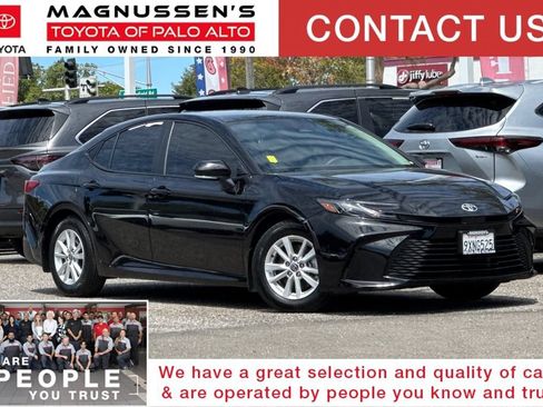 Used 2026 Toyota Camry LE w/ Convenience Package FWD image 1