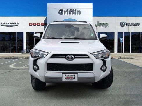 Used 2020 Toyota 4Runner TRD Off-Road w/ Wilderness Package AWD/4WD image 12
