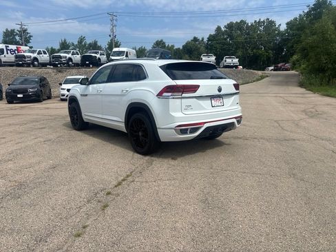 Used 2020 Volkswagen Atlas Cross Sport SEL Premium R-Line AWD/4WD image 3