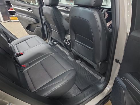 New 2026 GMC Terrain Elevation w/ Elevation Premium Package image 11