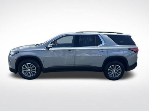 Used 2023 Chevrolet Traverse LT AWD/4WD image 2