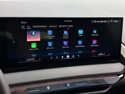 Used 2025 BMW X3 xDrive30i w/ Premium Package image 12