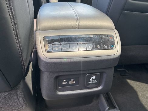 Certified 2024 Nissan Pathfinder Platinum w/ Cargo Package AWD/4WD image 26