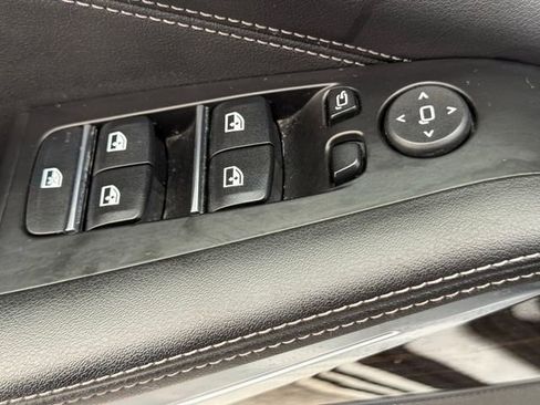 Used 2024 BMW X5 xDrive40i w/ Premium Package image 34