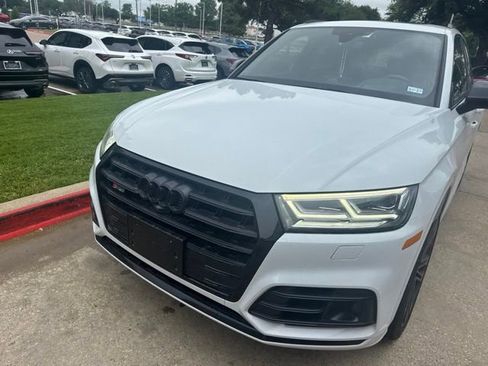 Used 2020 Audi SQ5 Prestige AWD/4WD image 2