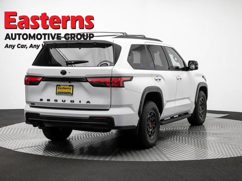 Used 2024 Toyota Sequoia TRD Pro AWD/4WD image 5
