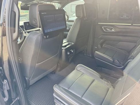 Used 2023 GMC Yukon SLT w/ SLT Premium Package AWD/4WD image 20