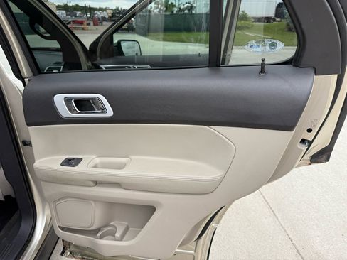 Used 2011 Ford Explorer Limited w/ 302A Rapid Spec Order Code image 27