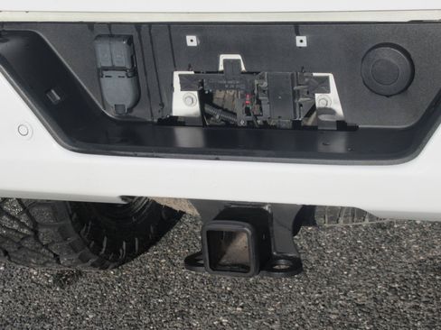 Used 2023 Chevrolet Silverado 2500 LTZ w/ LTZ Plus Package AWD/4WD image 12
