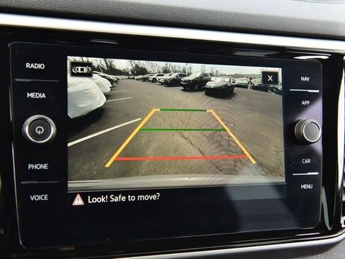 Certified 2023 Volkswagen Atlas Cross Sport SEL R-Line image 13