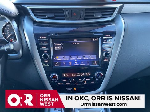 Used 2024 Nissan Murano SV image 28