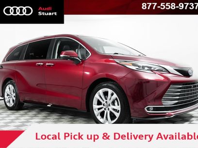 Used 2021 Toyota Sienna Limited