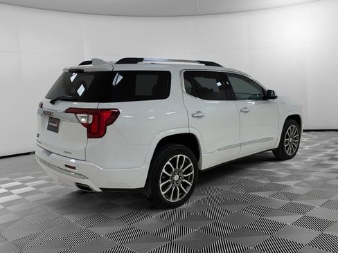 Used 2023 GMC Acadia Denali AWD/4WD image 3