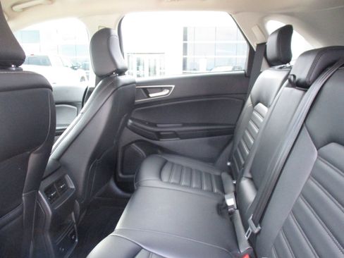 Used 2024 Ford Edge SEL w/ Convenience Package image 36