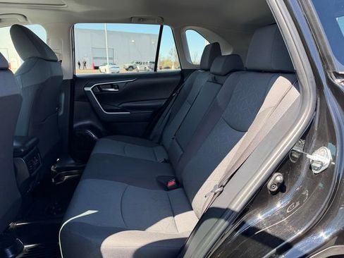 Certified 2024 Toyota RAV4 XLE w/ Convenience Package image 15