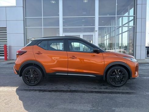 Used 2023 Nissan Kicks SR w/ SR Premium Package image 8