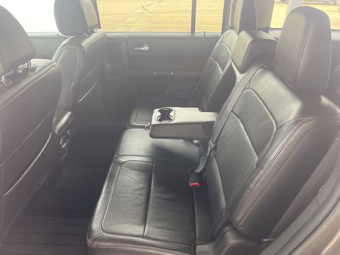 Used 2014 Ford Flex Limited w/ Class III Trailer Tow Package FWD image 11