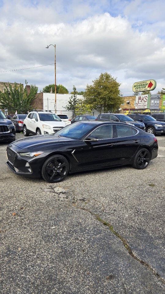 Used 2019 Genesis G70 2.0T Advanced w/ Sport Package AWD/4WD image 2