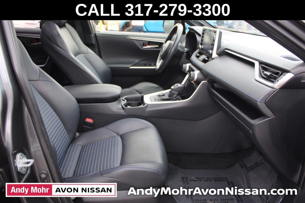Used 2019 Toyota RAV4 XSE AWD/4WD image 19