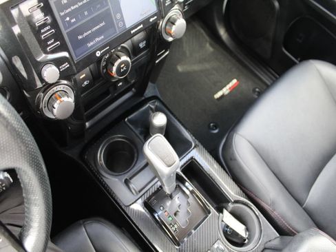 Used 2023 Toyota 4Runner TRD Off-Road Premium w/ Moonroof Package AWD/4WD image 22