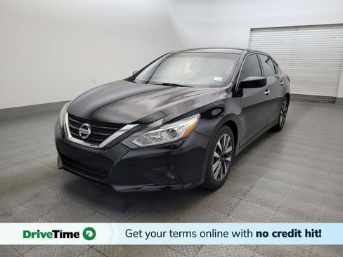Used 2017 Nissan Altima 2.5 SV FWD image 1