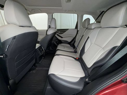 Used 2021 Subaru Forester Limited AWD/4WD image 12