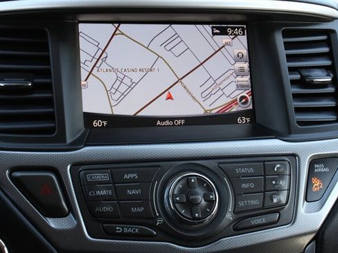 Used 2020 Nissan Pathfinder SL AWD/4WD image 27