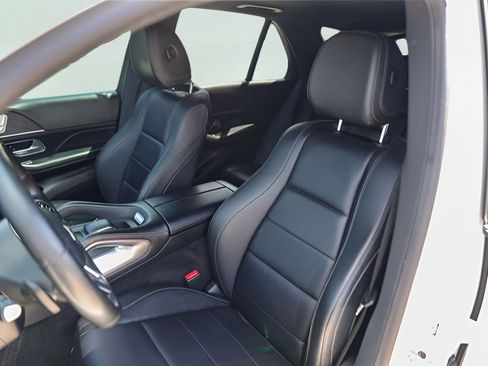 Used 2021 Mercedes-Benz GLE 350 4MATIC w/ AMG Line Exterior image 8