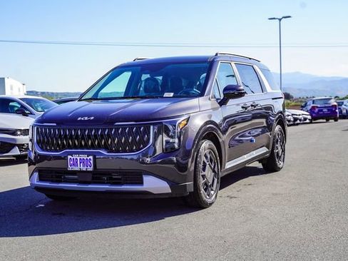 New 2026 Kia Carnival EX FWD image 4