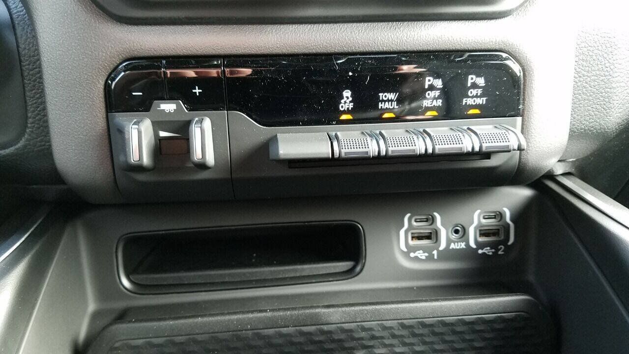 Certified 2021 RAM 1500 Big Horn AWD/4WD image 31