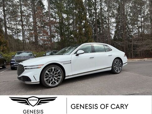 Used 2025 Genesis G90 3.5T image 1